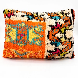Boujaad vintage Moroccan Berber cushion cover 60x40cm