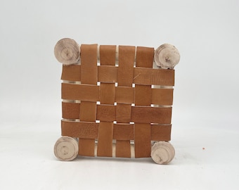 Mini Moroccan stool in wood and natural leather