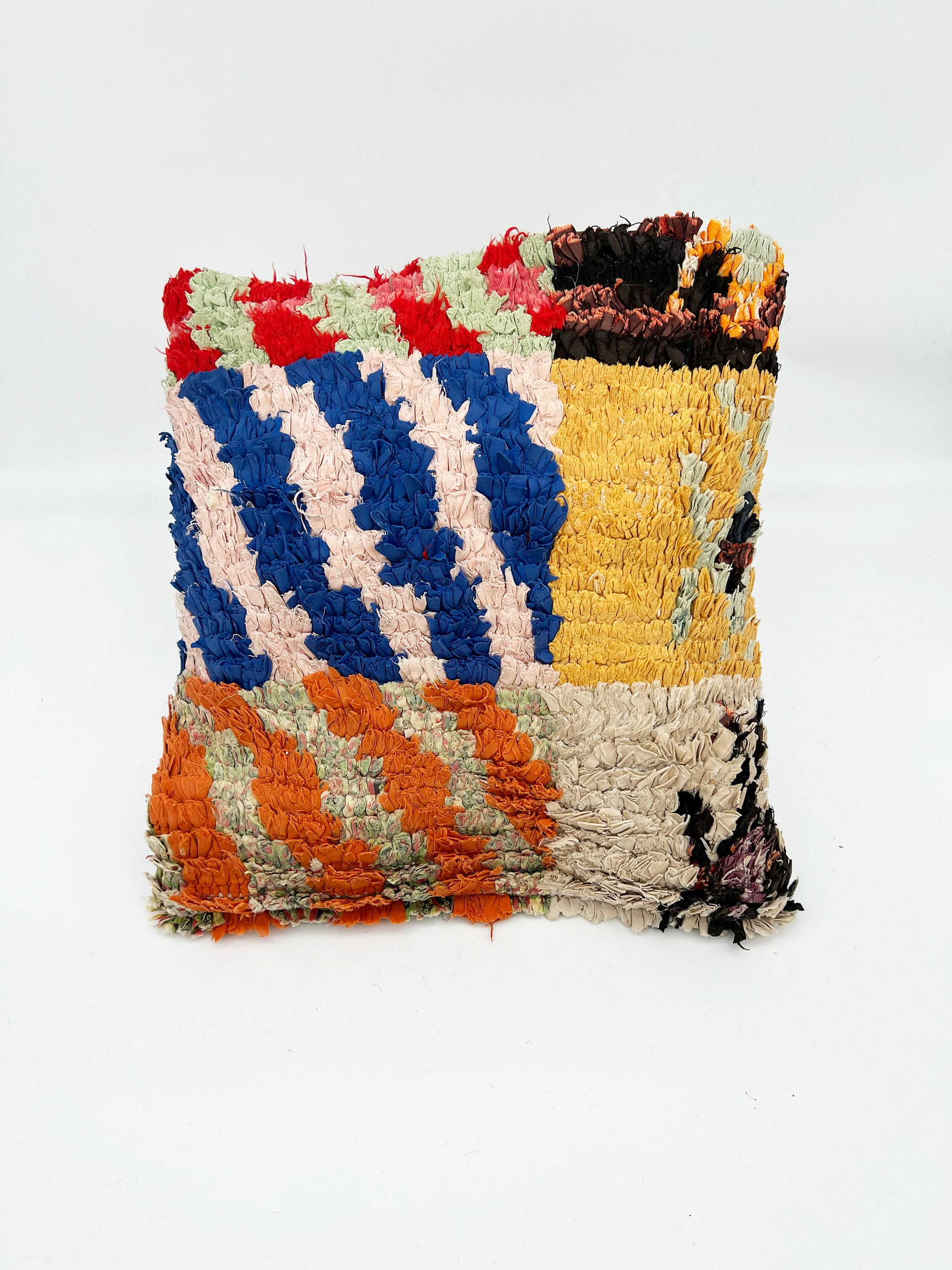 Plusieurs Modèles Disponibles Housses de Coussins Berbères Marocains Boucherouite 40x40cm