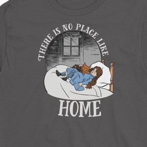Wizard of OZ Dorothy & Toto There is No Place Like Home Shirt - Youth Short Sleeve T-Shirt