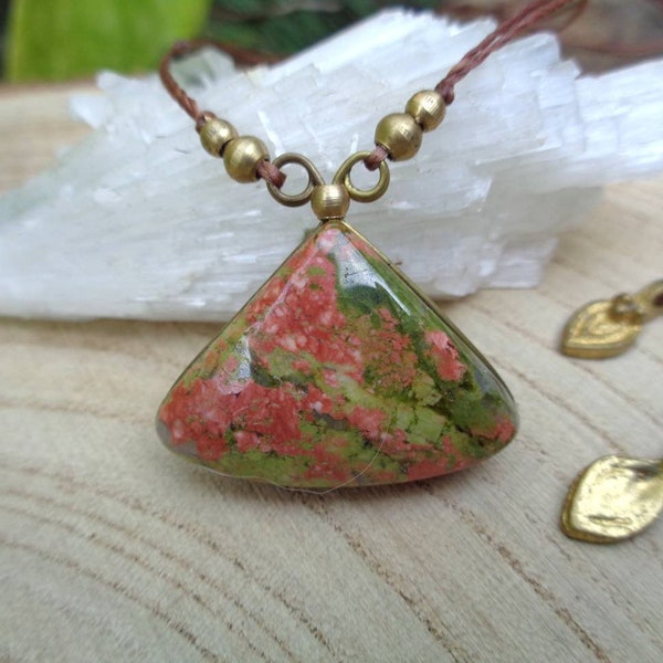 UNAKITE Collier Pendentif Artisanal Unique Pierre Naturelle verte Semi Précieuse Lithothérapie Ethnique Hippie Boheme Elfe cristal Homme