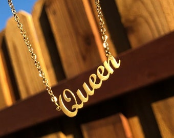 Queen Necklace Gold Queen Pendant 