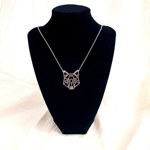 dream about stealing jewelry