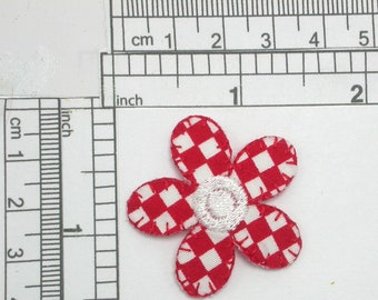 3 x Daisy Red & White 5 Petal Iron On Patch Applique Embroidered - Measures 1 1/2" across