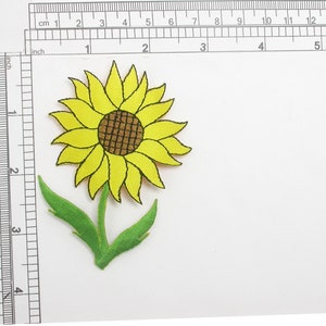 Zonnebloem op Steel Geborduurd Ijzer Op Patch Applique Meet 2 3/8 &quot;over x 3 1/2&quot; hoog