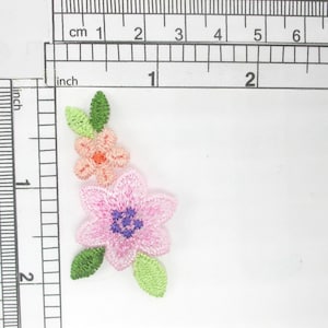 Flower Spray Iron On Cottage Garden Embroidered Patch Applique 1 1/8  x 2 1/4&quot;