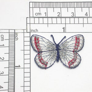 10 x vlinder opstrijkpatch appliqué wit blauw rood Afmetingen 1 1/2&quot; x 1&quot; 38 mm x 25 mm