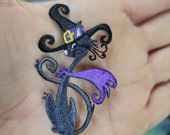 Stryk-på broderad lapp med häxkatthatt (4,5 x 6,5 cm)