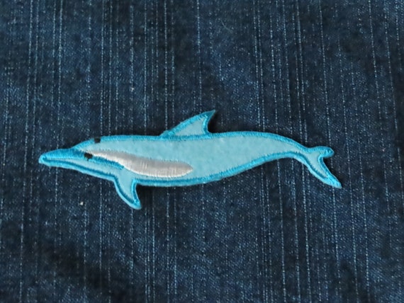 Dolphin Iron Patch (1 piece per pack)