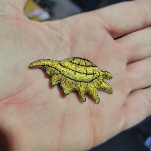 Sea Shell Metallic Gold Aufbügeln Applikation Voll gestickt 1 "hoch x 2" breit