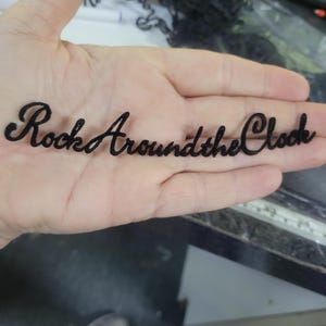 Rock Around The Clock jaren vijftig opstrijkbare geborduurde appliqué 5 1/2"