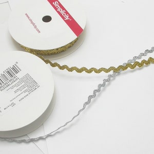 Ric Rac 1/4&quot; (6.35mm) Metallic Gold or Silver 22 ft Roll (total 7 1/3 yards)