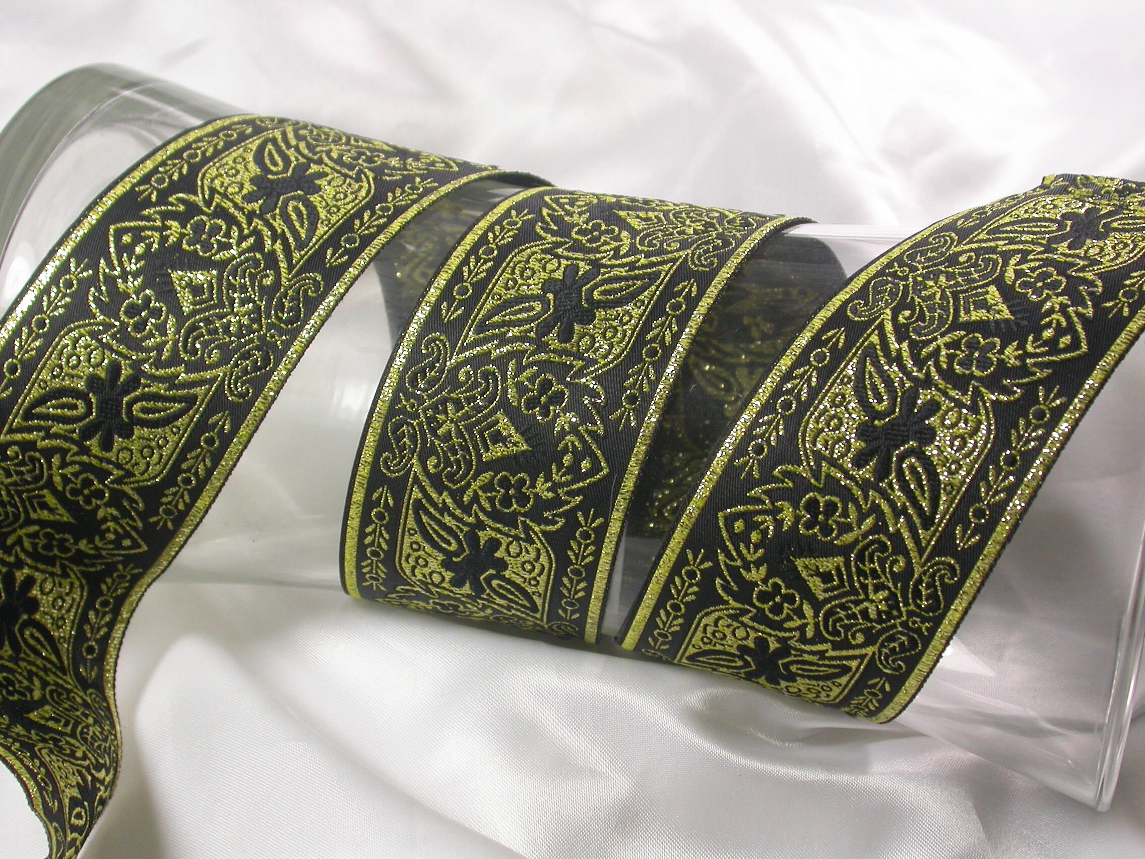 Jacquard Ribbon 1 7/8