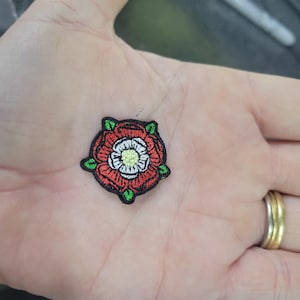 Embroidered Tudor Rose Iron On Patch – English Floral Applique