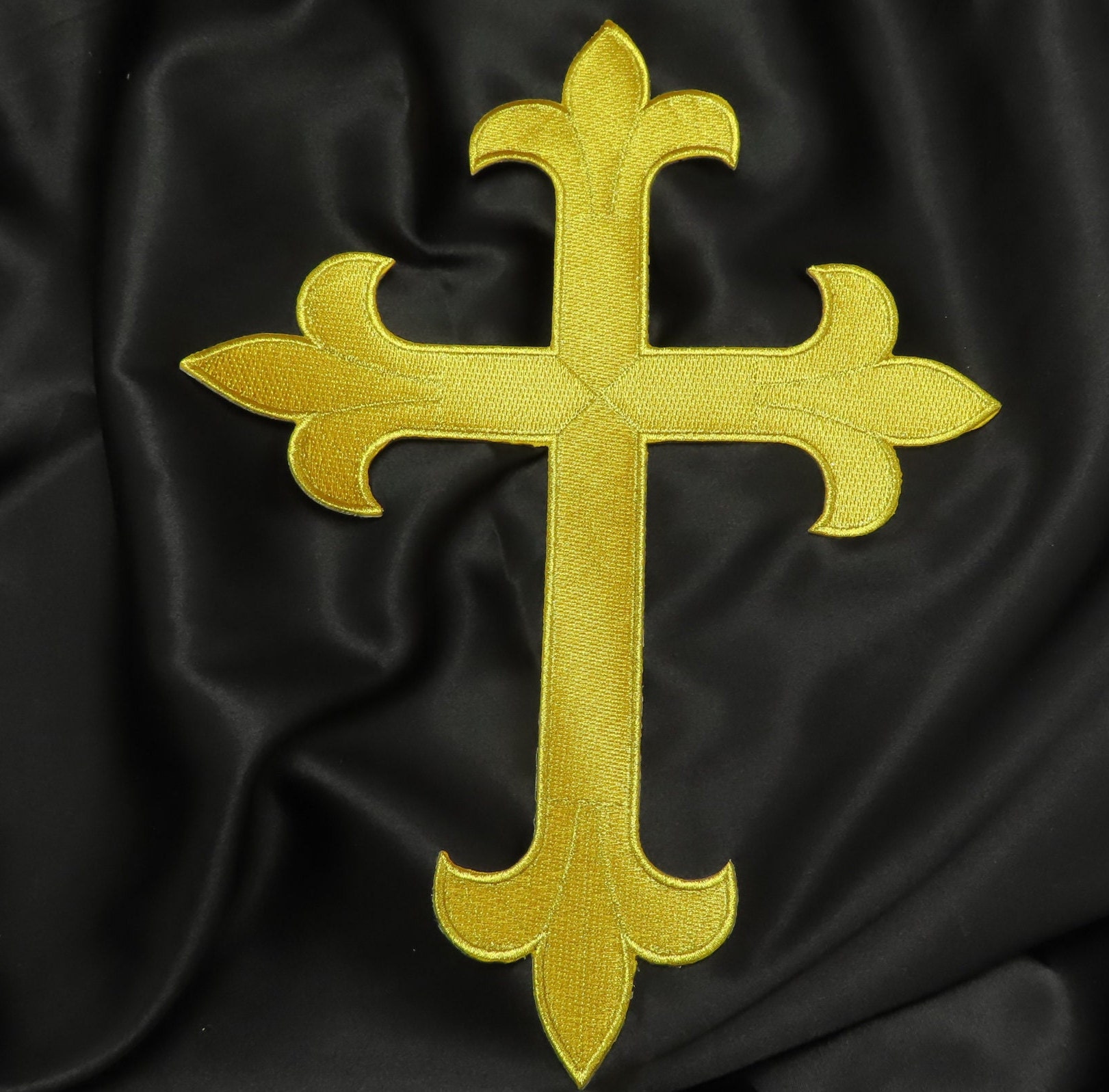 Embroidered Latin Cross Patch: Iron on Applique (12