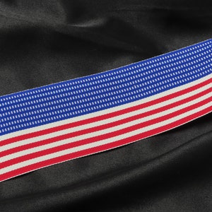 Jacquardlint 2 1/8" (54 mm) Stars & Stripes Patriotic Prijs op maat gesneden
