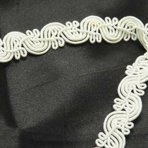 Zopf 5/8" Fancy Off White Guipure Fancy Scroll preiswert Bulk Stock