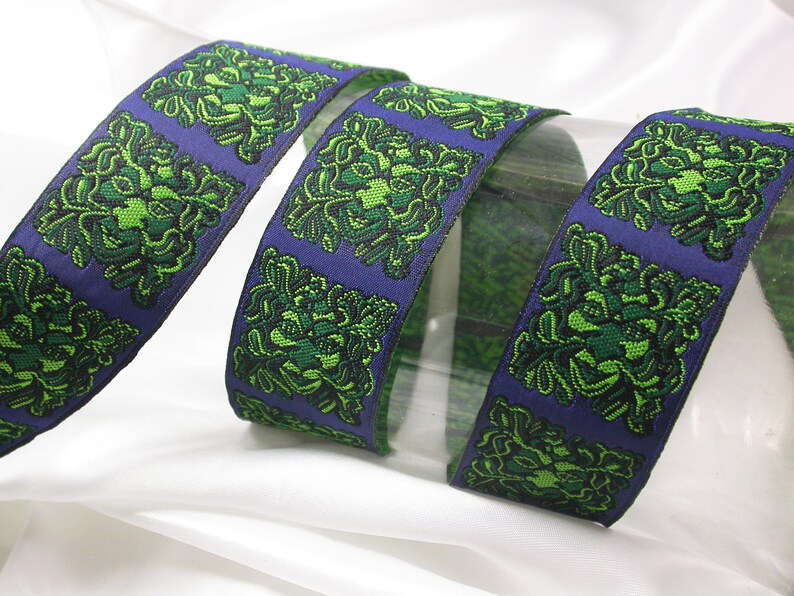 Green Man Jacquard Ribbon: 1 3/8