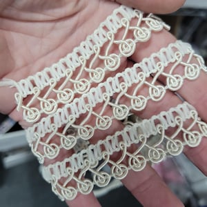 Looped Braid Border  3/4" (19mm) Fancy Rayon Antique White Priced Per yard