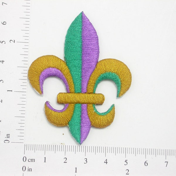 Fleur De Lys Mardi Gras Tri color Iron On Patch Applique - 2 5/8" hoog (66mm) NON METALLIC