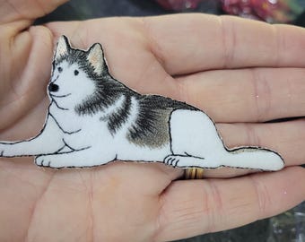 Husky Patch Dog Embroidered Iron On Patch Applique