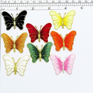 Butterfly Graduating kleur Iron On Patch Applique - Geborduurd 1 5/8 &quot;over x 1 1/4&quot; hoog