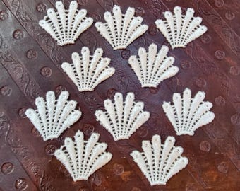 10 motivi a conchiglia in pizzo veneziano, applicazioni color bianco sporco da cucire