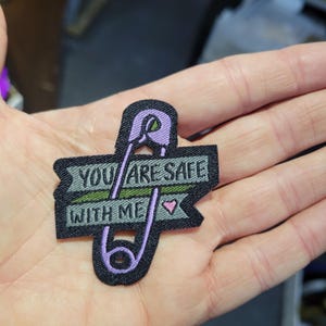 Veiligheidsspeld opstrijkbare geweven patch appliqué - "Je bent veilig bij mij"