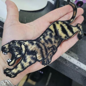Big Wild Cat textured Iron On Applique  7 5/8" animal, patch