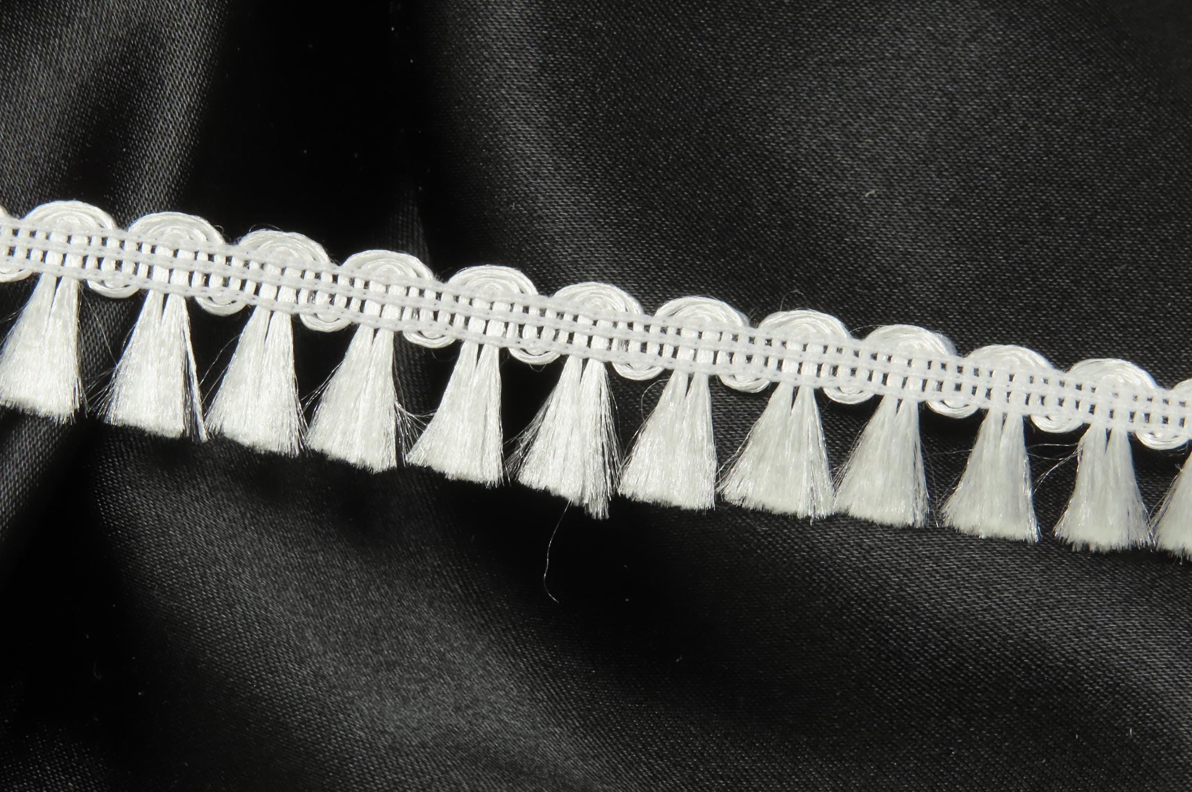 Sweeper Mini Fringe 5/8