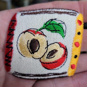 Apple Country Food abstracte opstrijkbare patch appliqué meet ongeveer 2" hoog x 2" breed: