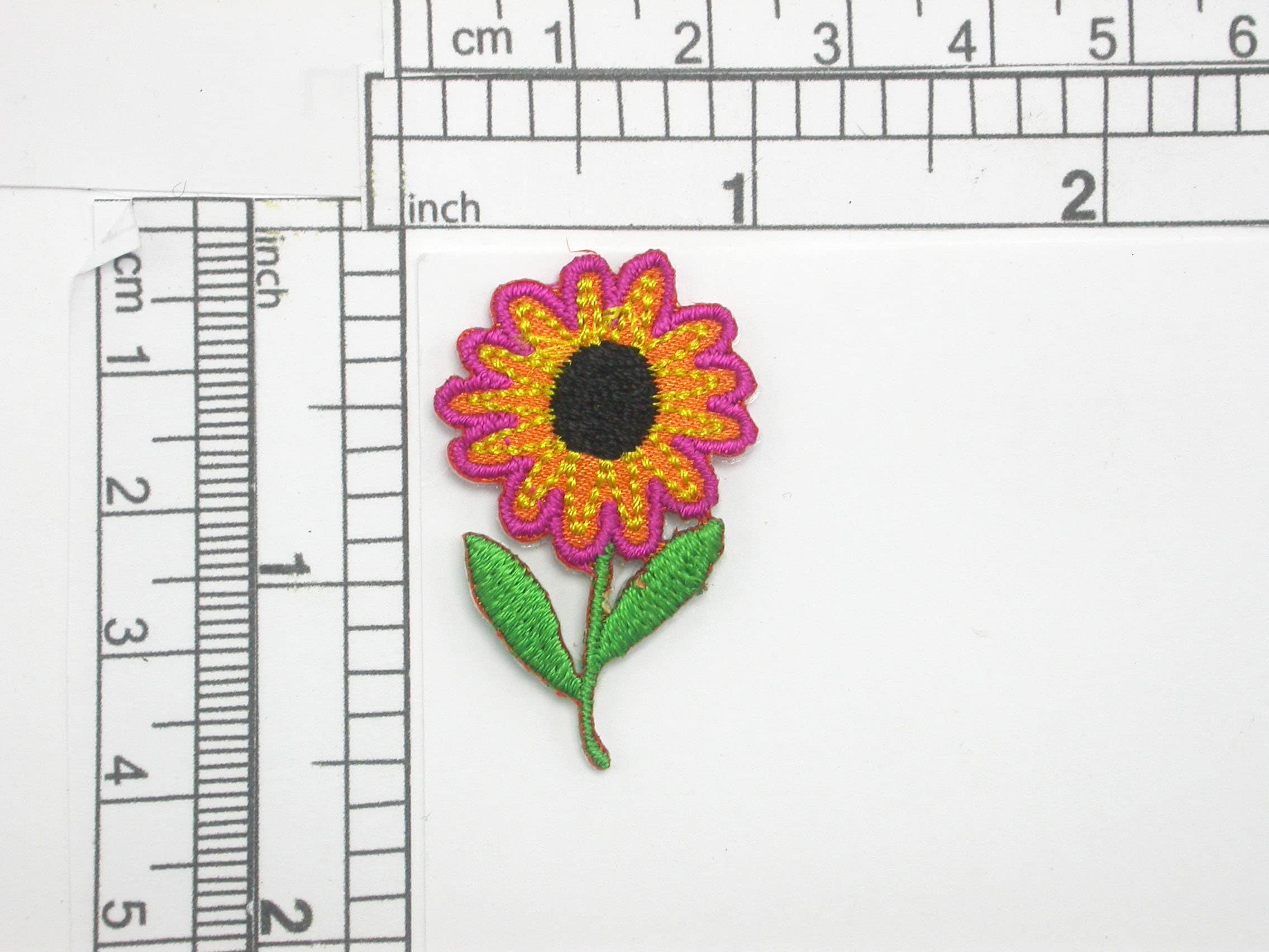 Daisy Patch Iron on Embroidered Applique - Fantasy Flower 1 1/2" X 7/8 ...