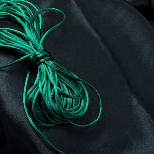 10 Yards - 2mm Satin Rattail Cord Rat Tail Jewelry Making Macramé Braid Hunter Green