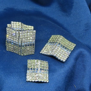Crystal Set Italian Designer Buttons 24mm  and  17.6mm per Piece very sparkly