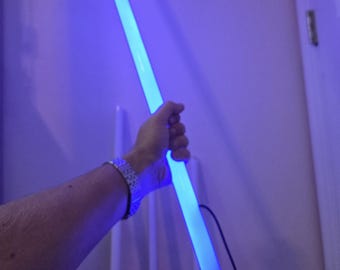 Zawsze włączony wtyk typu blade z przełącznikiem ściemniającym i zasilaczem