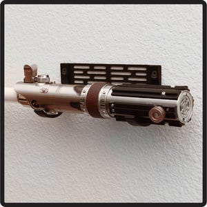 Lightsaber Wall Mount - Fits all Lightsabers / Legacy Lightsabers - Horizontal Stand - Hilt with Blade