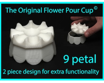 9 Petal Flower Pour Cup - Acrylic Paint Pouring Split Cup