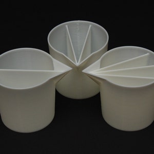 Split Cup Bundle Pointed lip - 2, 3, 4 slots - Choose size 4oz, 8oz, 12oz Fluid Art Tools, Acrylic Pouring, Tree Ring Ribbon Pour