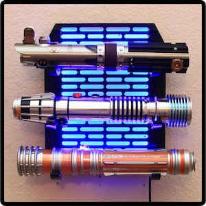 Triple LED Lightsaber Wall Mount Stand - Fits all Lightsabers including Savi&#39;s Workshop / Legacy (Lightsaber not included)