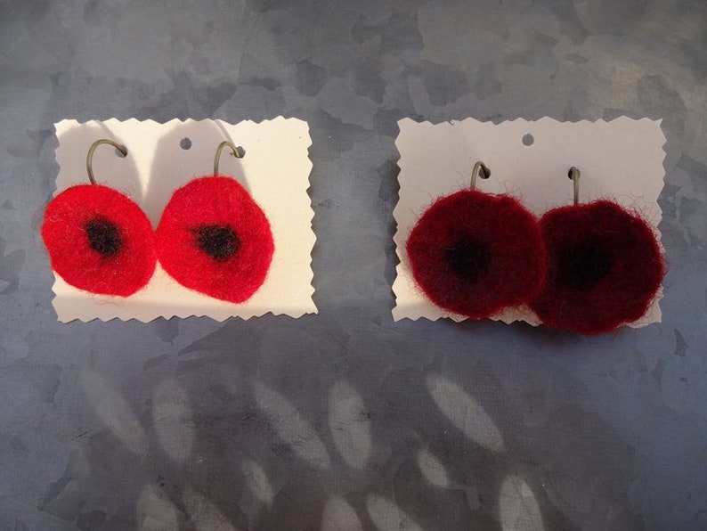 Earrings with small poppy flowers, red image 2