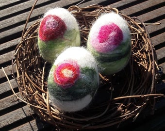 Egg set roses