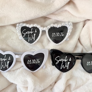 Personalized Wedding Sunglasses: Bridal Party Photo Props