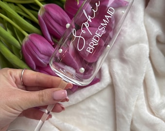 Wedding flutes, Personalised champagne flute, Wedding glasses, pearls