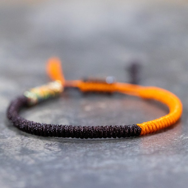 Handgemachtes buddhistisches tibetisches Flechtarmband für Männer und Frauen, geflochtenes Seilarmband, Glücksknotenarmband, Armband für Yoga und Meditation