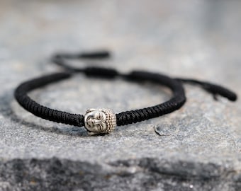 Handgemaakte boeddhistische Tibetaanse gevlochten armband voor mannen en vrouwen, gevlochten touw armband, Boeddha armband, armband voor yoga en meditatie.