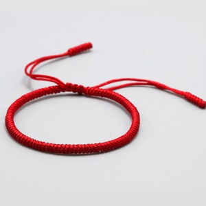 Pulsera roja tibetana budista hecha a mano, pulsera de nudos de la suerte trenzada tibetana delgada, pulsera de mujer hombre, pulsera trenzada imagen 4