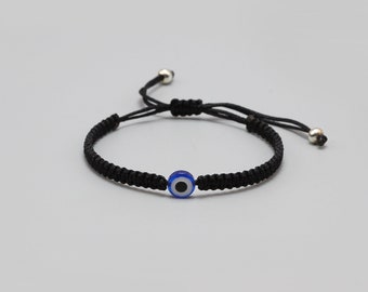 Evil eye bracelet macrame protection bracelet , mal de ojo bracelet, string bracelet, women's men's bracelet, Gift