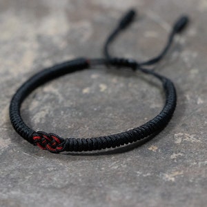 Pulsera trenzada tibetana budista hecha a mano para hombre y mujer, pulsera de cuerda trenzada, pulsera de nudos de la suerte, pulsera para yoga y meditación. imagen 4