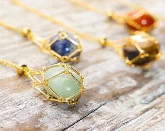 Crystal Holder Necklace, 18k gold plated Interchangeable Crystal Necklace Holder, Minimalist golden necklace with natural stones