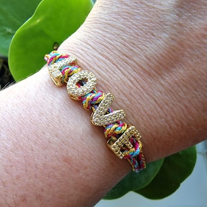 AMOR / Pulsera Mini Burbuja Multicolor / Cordón Ajustable / Pulsera con Letras de Circonita / Regalo Hecho a Mano con Significado